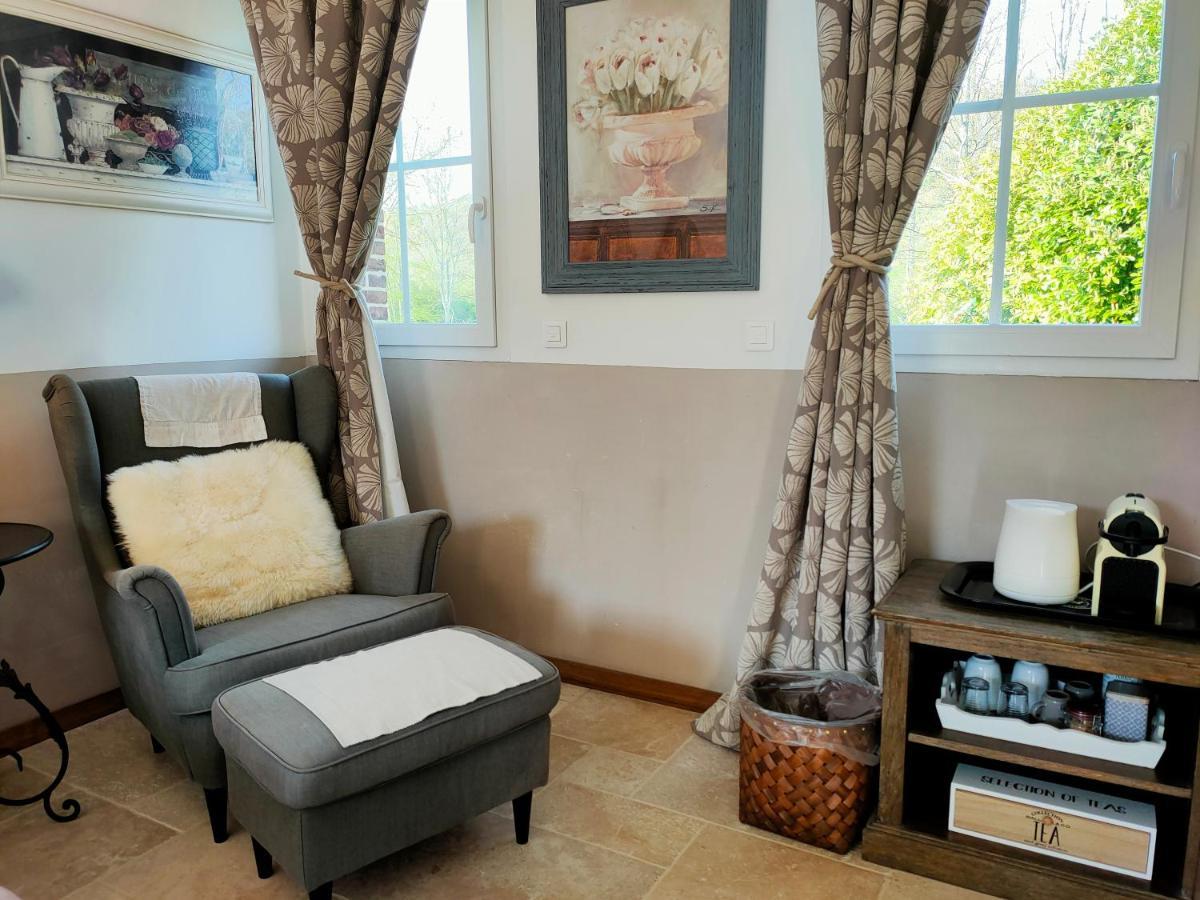 Le Clos Bel Ami Chambre D'Hotes Avec Piscine Bec-de-Mortagne Εξωτερικό φωτογραφία